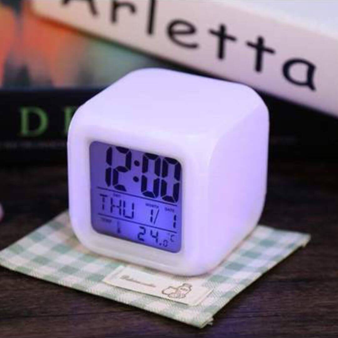 1615442775_Colourful_Cube_Digital_Clock_Alarm_Clock_7_LED_Color_Digital_Display_02