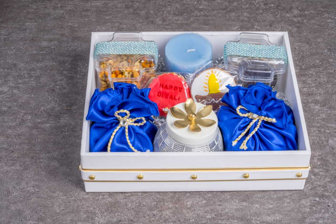 1633434815_Exclusive-Diwali-Gifts-For-Corporate-22-04